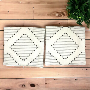 Lot 2 x Bluepage Bohemian Throw Pillow Covers Black White 19x19 Modern Farmhouse